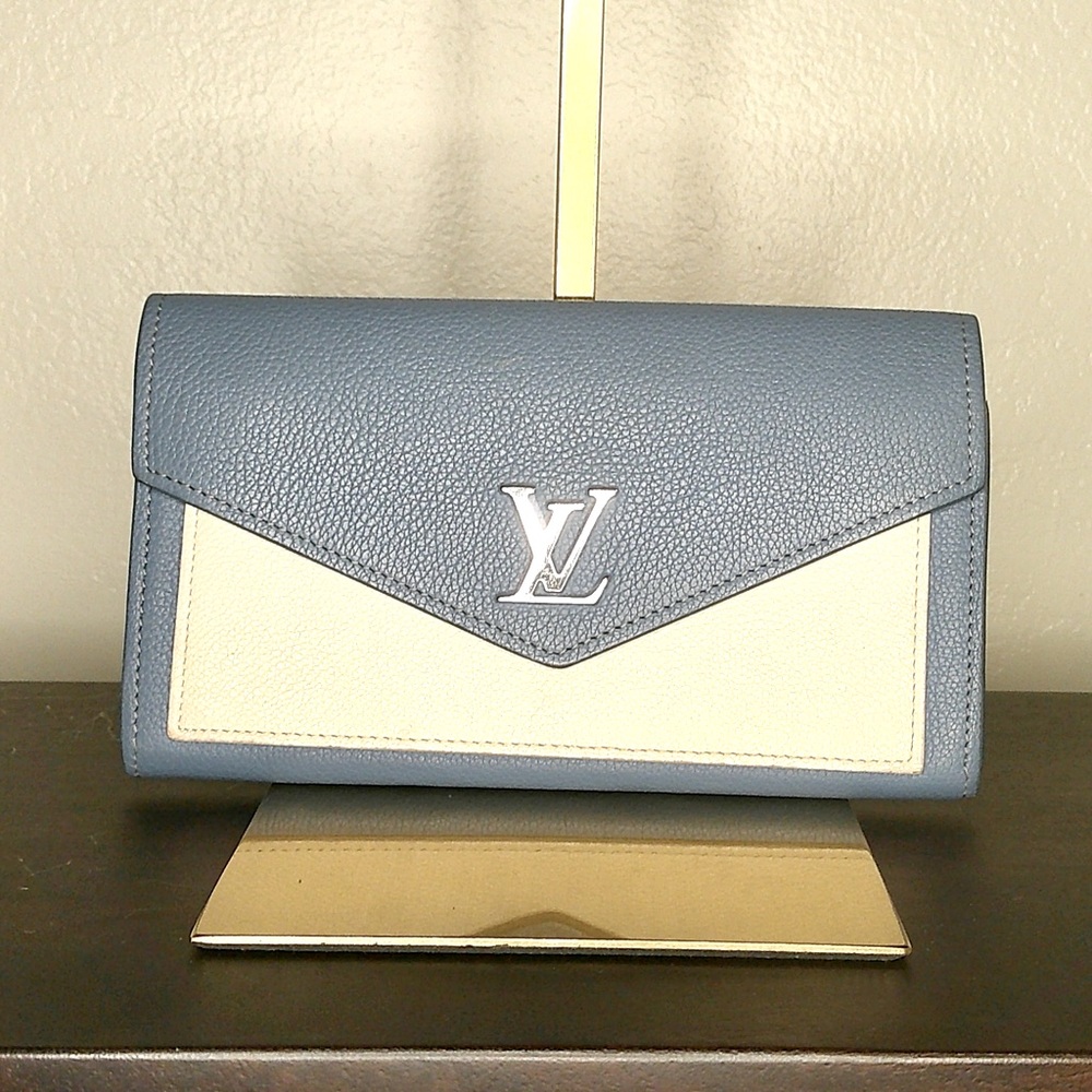Louis Vuitton LV My Lock Me Long Wallet Blue/White Silver Hardware